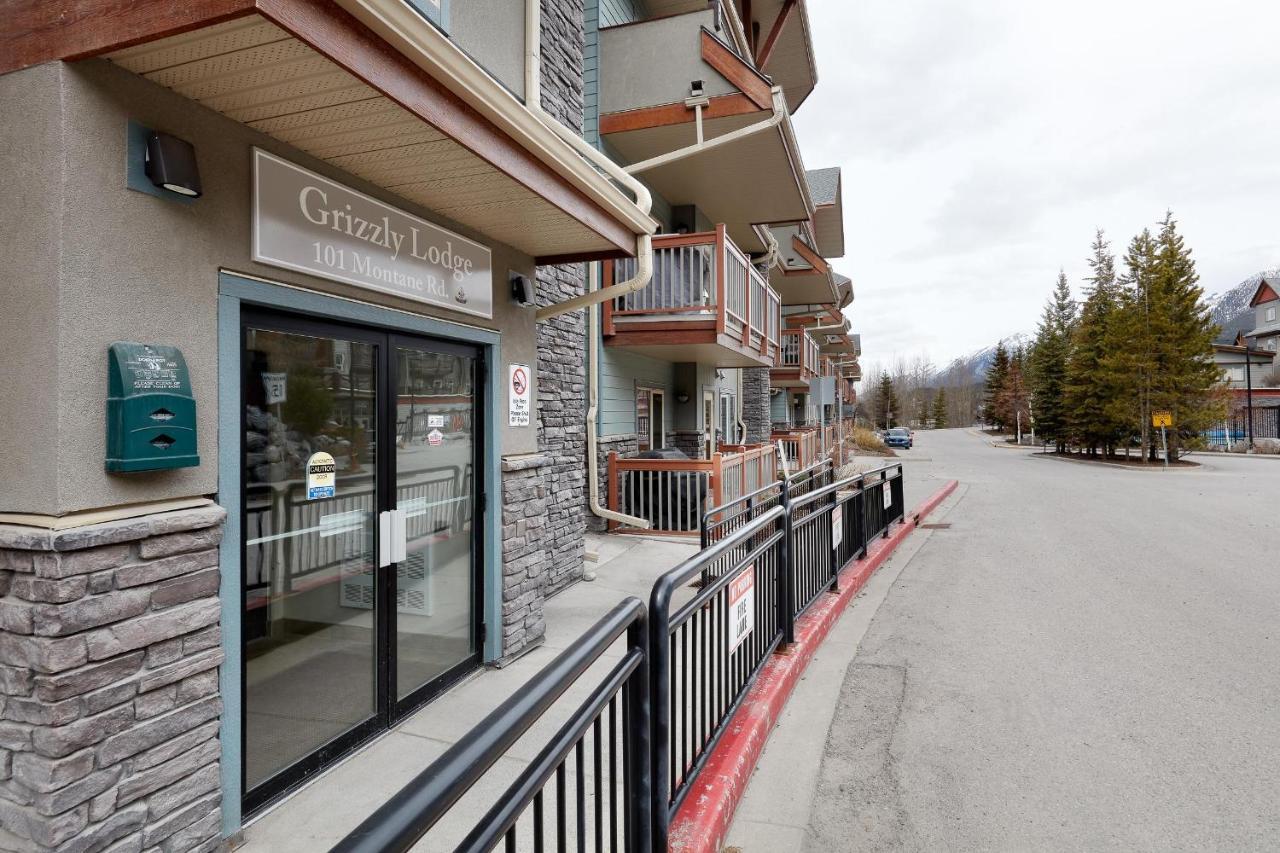 Newly Renovated Grizzly Lodge, Spacious 3Br 2Ba With Open Pool, Hot Tub Canmore Exterior photo